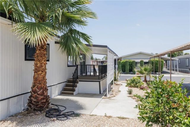3700 Buchanan 58, Riverside, CA 92503
