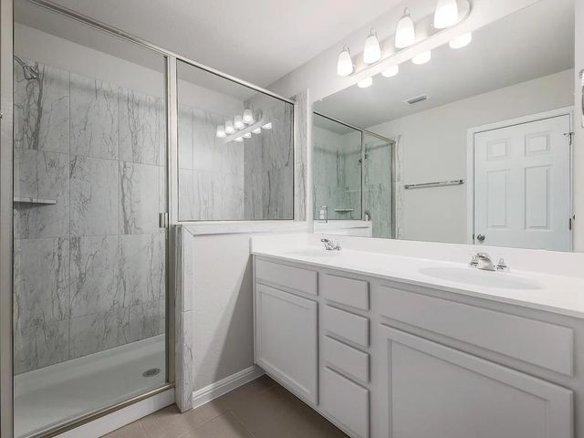 10702 Sentinel DR, Austin, TX 78747