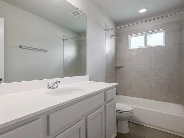 10702 Sentinel DR, Austin, TX 78747