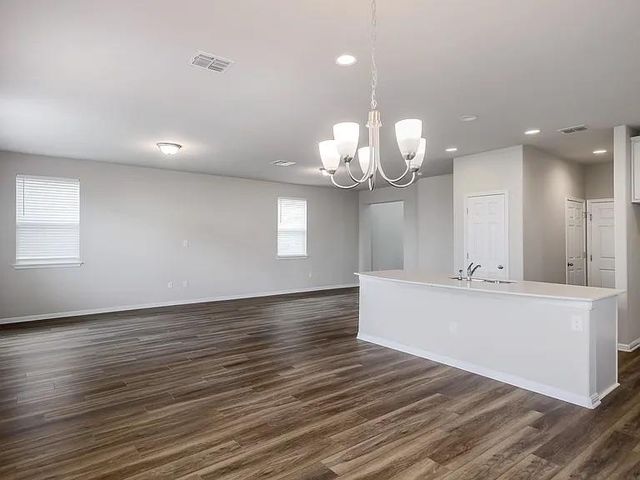 10702 Sentinel DR, Austin, TX 78747