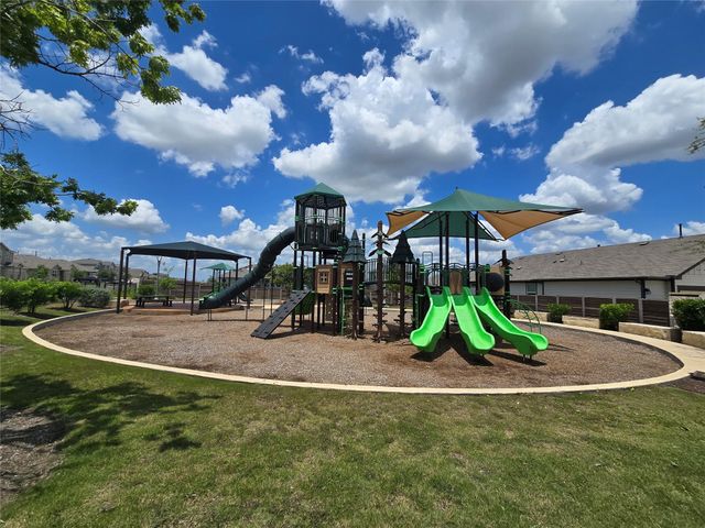 200 Lavaca River LN, Hutto, TX 78634
