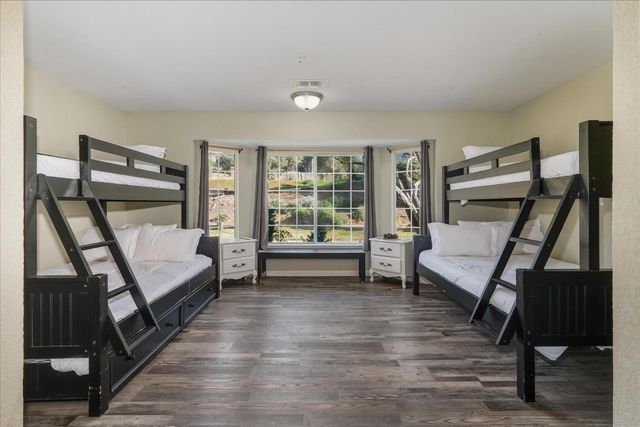 42406 Windy Gap Drive, Ahwahnee, CA 93601