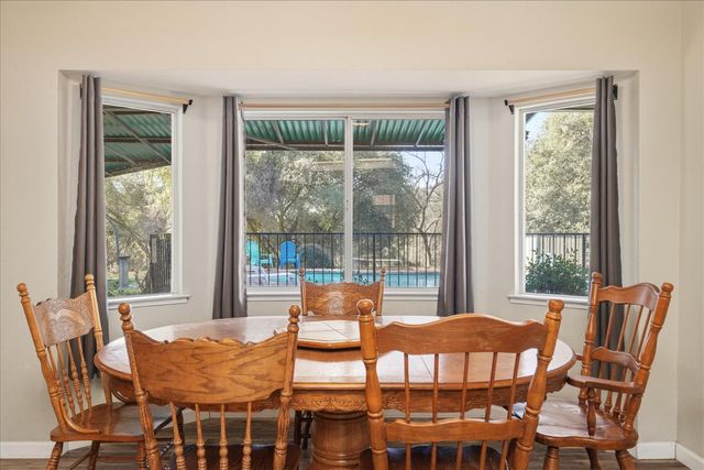 42406 Windy Gap Drive, Ahwahnee, CA 93601