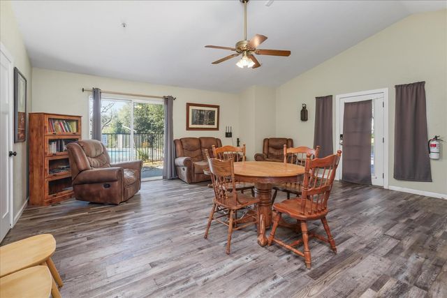 42406 Windy Gap Drive, Ahwahnee, CA 93601