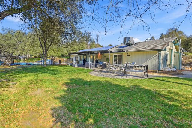 42406 Windy Gap Drive, Ahwahnee, CA 93601