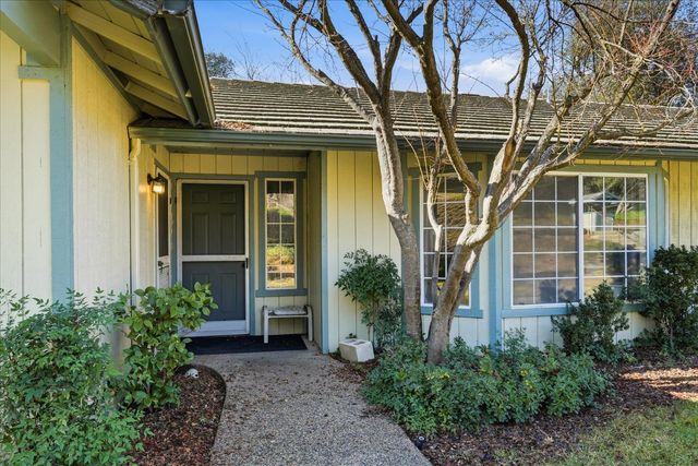 42406 Windy Gap Drive, Ahwahnee, CA 93601