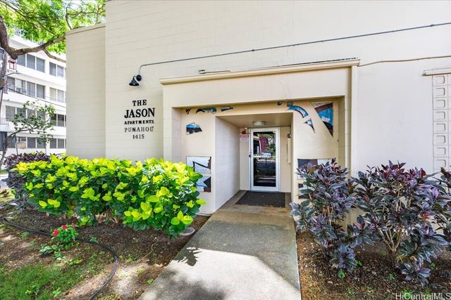 1415 Punahou Street 406, Honolulu, HI 96822