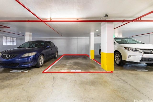 1415 Punahou Street 406, Honolulu, HI 96822