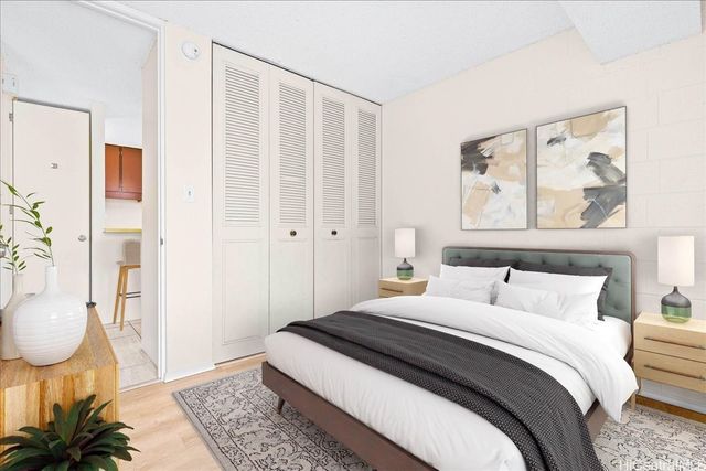 1415 Punahou Street 406, Honolulu, HI 96822