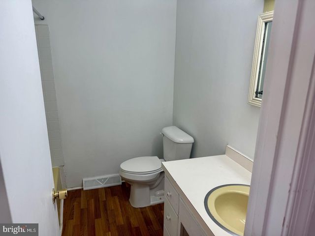 1010 BERNSTEIN RD, Fredericksburg, VA 22407