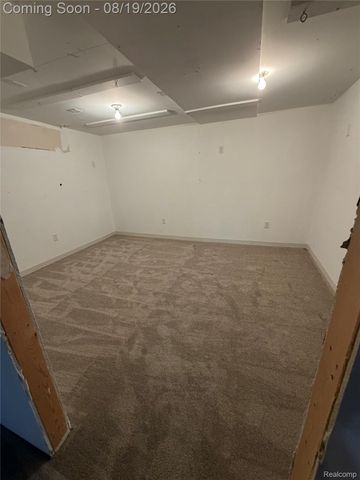 1221 West Boulevard, Berkley, MI 48072