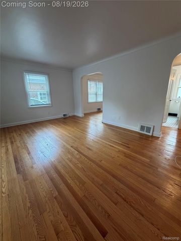 1221 West Boulevard, Berkley, MI 48072