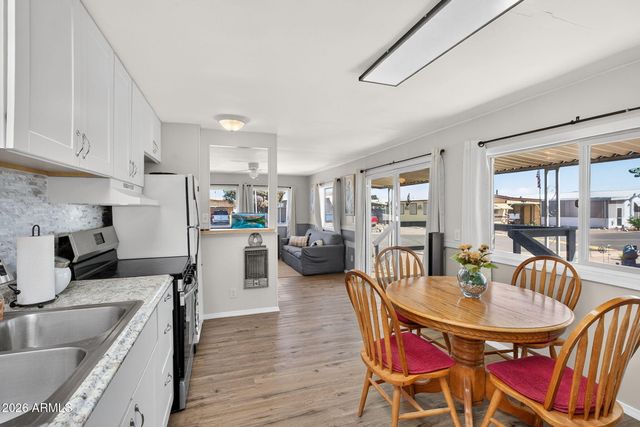 747 E GERMANN Road 121, San Tan Valley, AZ 85140