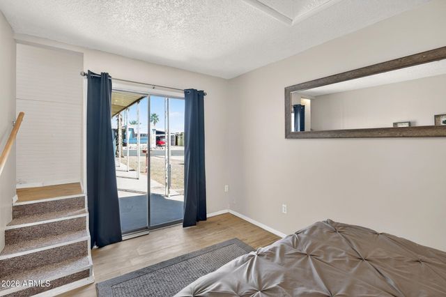 747 E GERMANN Road 121, San Tan Valley, AZ 85140