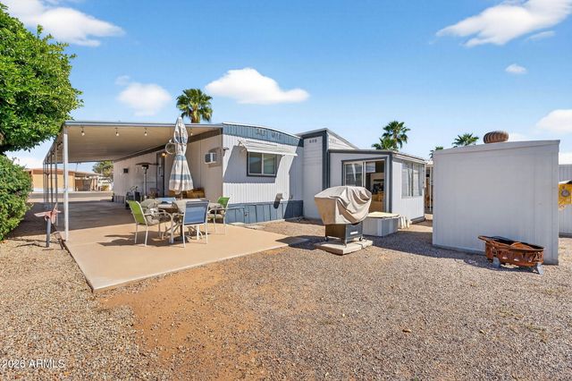 747 E GERMANN Road 121, San Tan Valley, AZ 85140