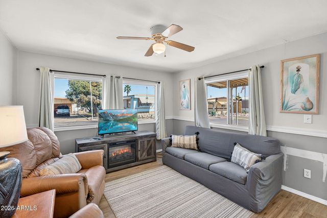 747 E GERMANN Road 121, San Tan Valley, AZ 85140