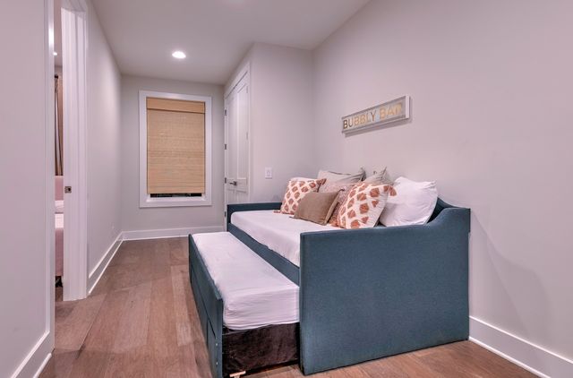 2176 Carson St Apt 16, Nashville, TN 37211