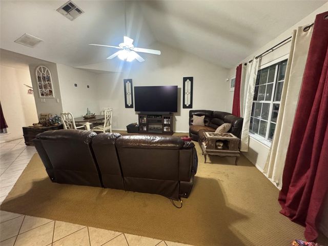 8702 Seber Drive, Tomball, TX 77375