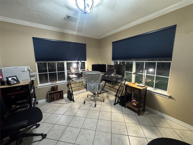 8702 Seber Drive, Tomball, TX 77375