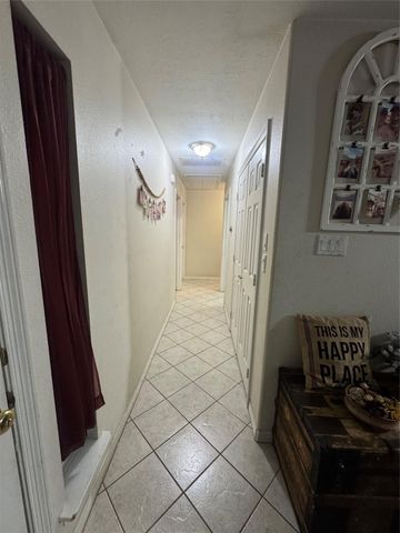 8702 Seber Drive, Tomball, TX 77375