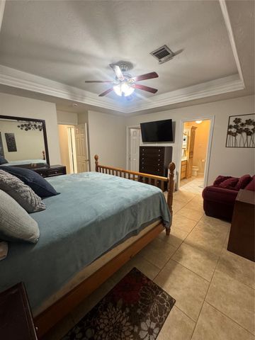 8702 Seber Drive, Tomball, TX 77375