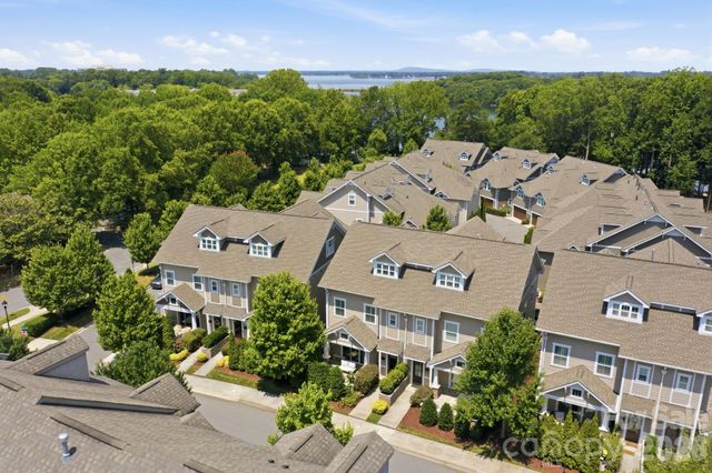 744 Amalfi Drive, Davidson, NC 28036