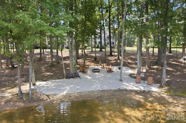 744 Amalfi Drive, Davidson, NC 28036