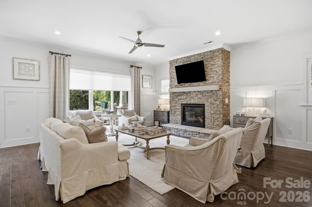 744 Amalfi Drive, Davidson, NC 28036