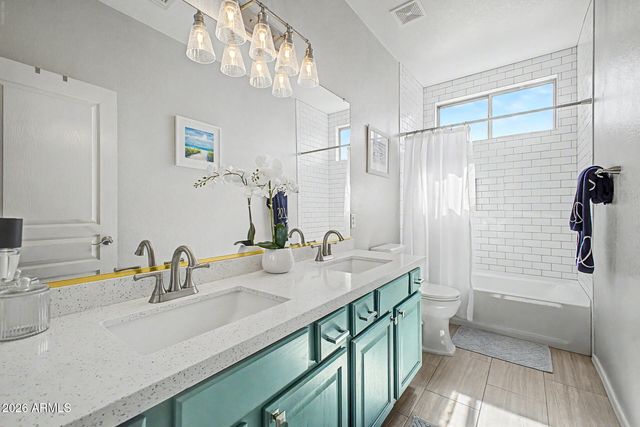 1754 E SAN CARLOS Place, Chandler, AZ 85249