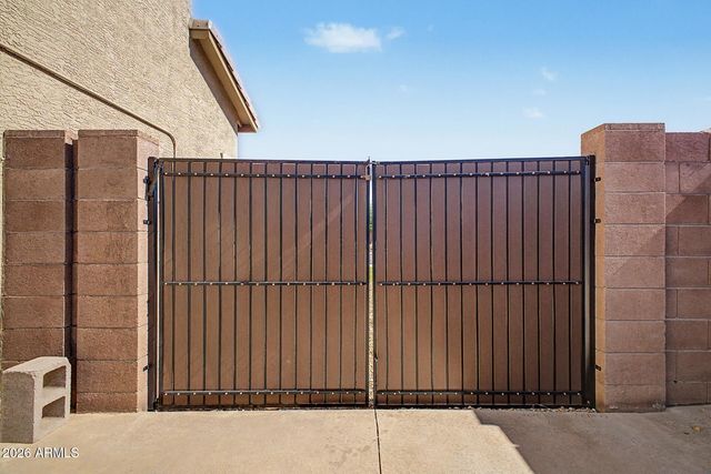 1754 E SAN CARLOS Place, Chandler, AZ 85249