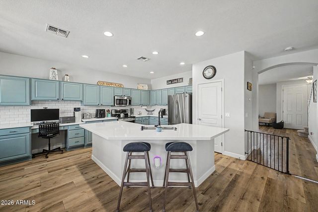 1754 E SAN CARLOS Place, Chandler, AZ 85249