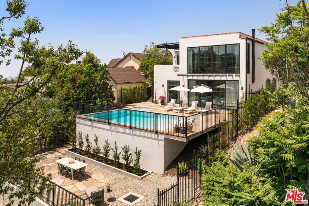 2168 Princeton Avenue, Los Angeles, CA 90026 — exterior