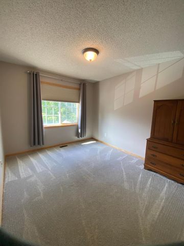 6447 Lakota Trail, Lino Lakes, MN 55014