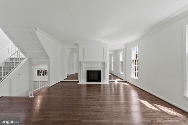 1138 RANDOLPH RD, Mclean, VA 22101
