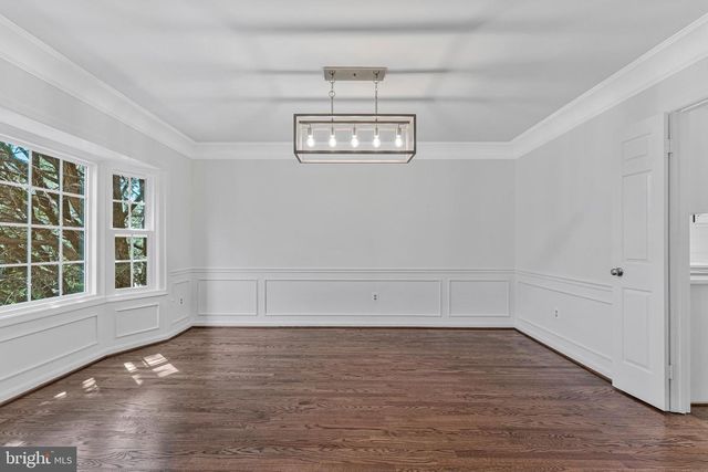 1138 RANDOLPH RD, Mclean, VA 22101