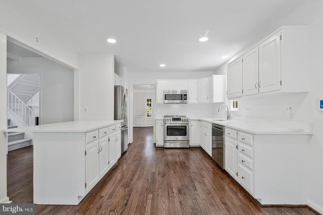 1138 RANDOLPH RD, Mclean, VA 22101