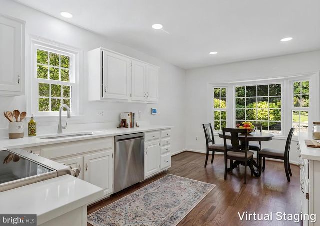 1138 RANDOLPH RD, Mclean, VA 22101