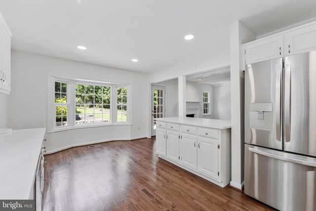1138 RANDOLPH RD, Mclean, VA 22101