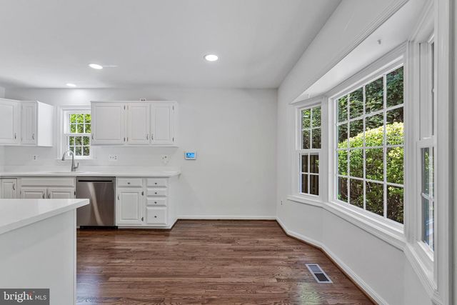 1138 RANDOLPH RD, Mclean, VA 22101