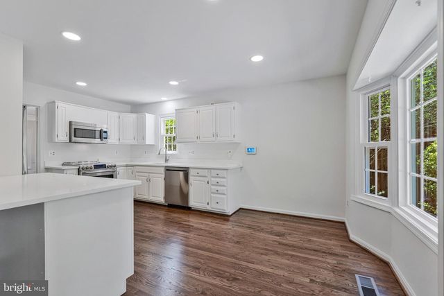 1138 RANDOLPH RD, Mclean, VA 22101