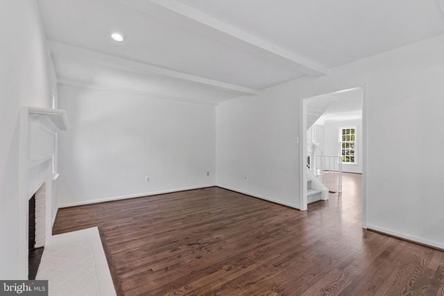 1138 RANDOLPH RD, Mclean, VA 22101