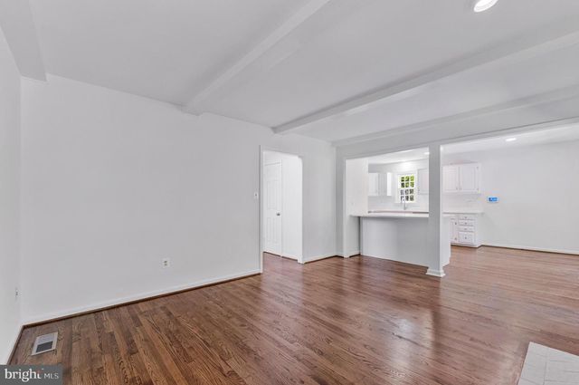 1138 RANDOLPH RD, Mclean, VA 22101