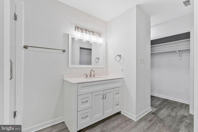 1138 RANDOLPH RD, Mclean, VA 22101
