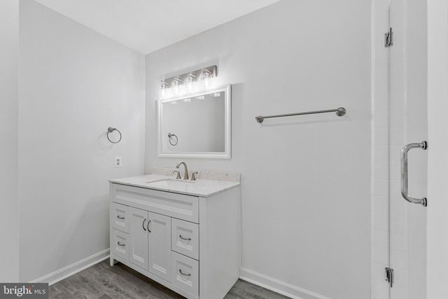 1138 RANDOLPH RD, Mclean, VA 22101