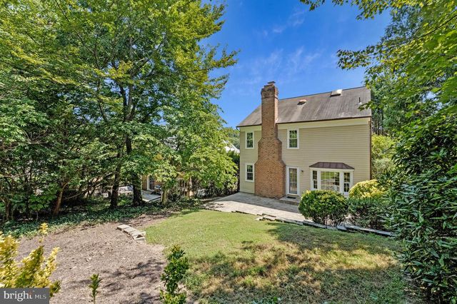 1138 RANDOLPH RD, Mclean, VA 22101