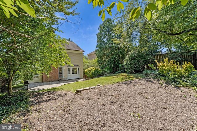 1138 RANDOLPH RD, Mclean, VA 22101