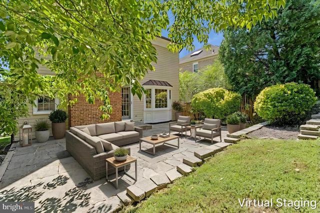 1138 RANDOLPH RD, Mclean, VA 22101