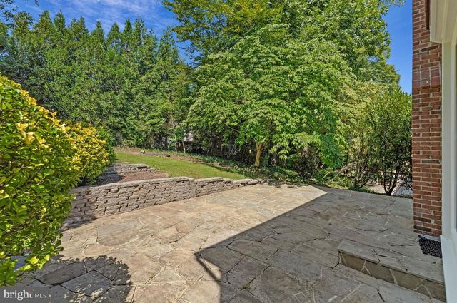 1138 RANDOLPH RD, Mclean, VA 22101