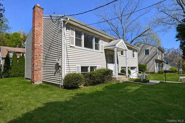 36 Pleasant Avenue, Pleasantville, NY 10570