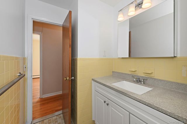 36 Pleasant Avenue, Pleasantville, NY 10570